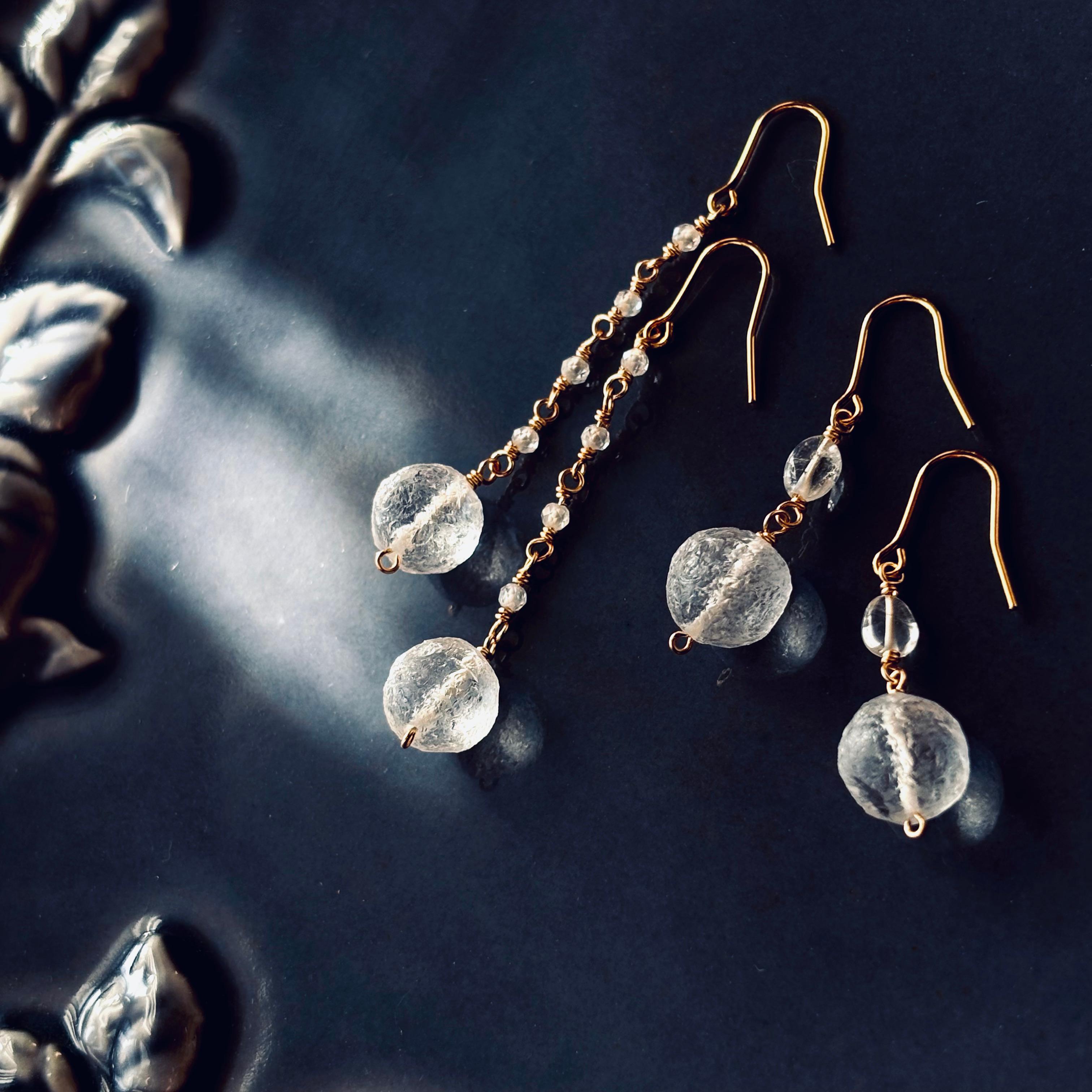 氷のようなテクスチャークリスタルのピアス/14kgf