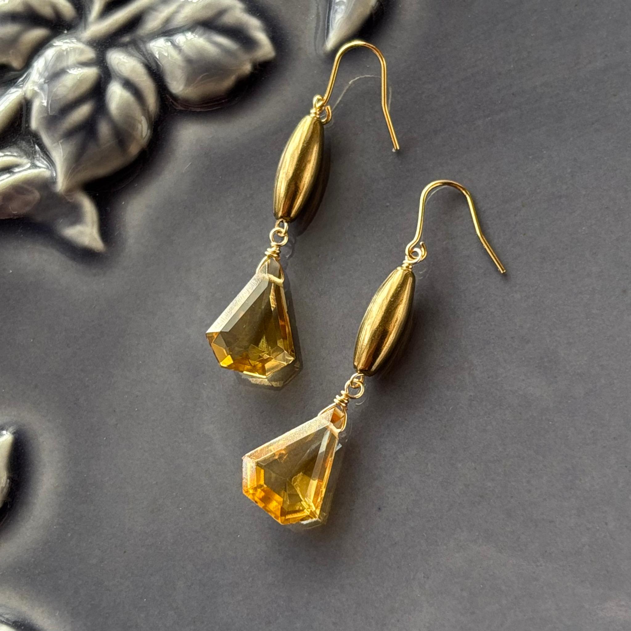 真鍮とビアクォーツのピアス/14kgf