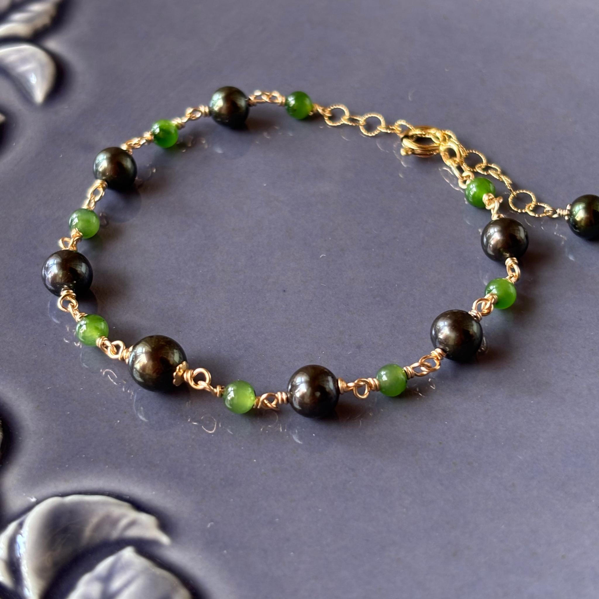 ネフライトとブラックパールのブレスレット/14kgf1枚目の画像